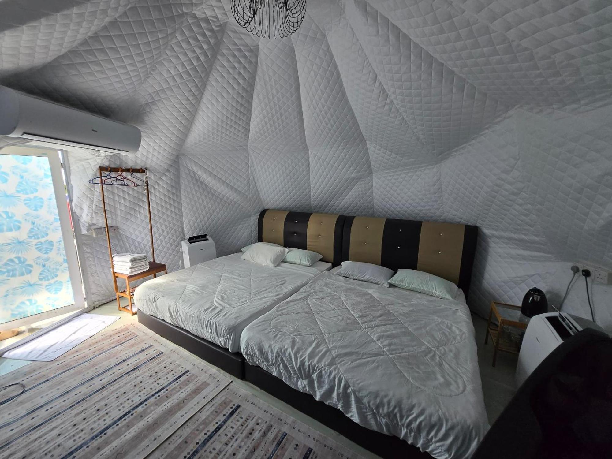 Gunung Medan Glamping & Cafe Hotel Kangar Exterior foto
