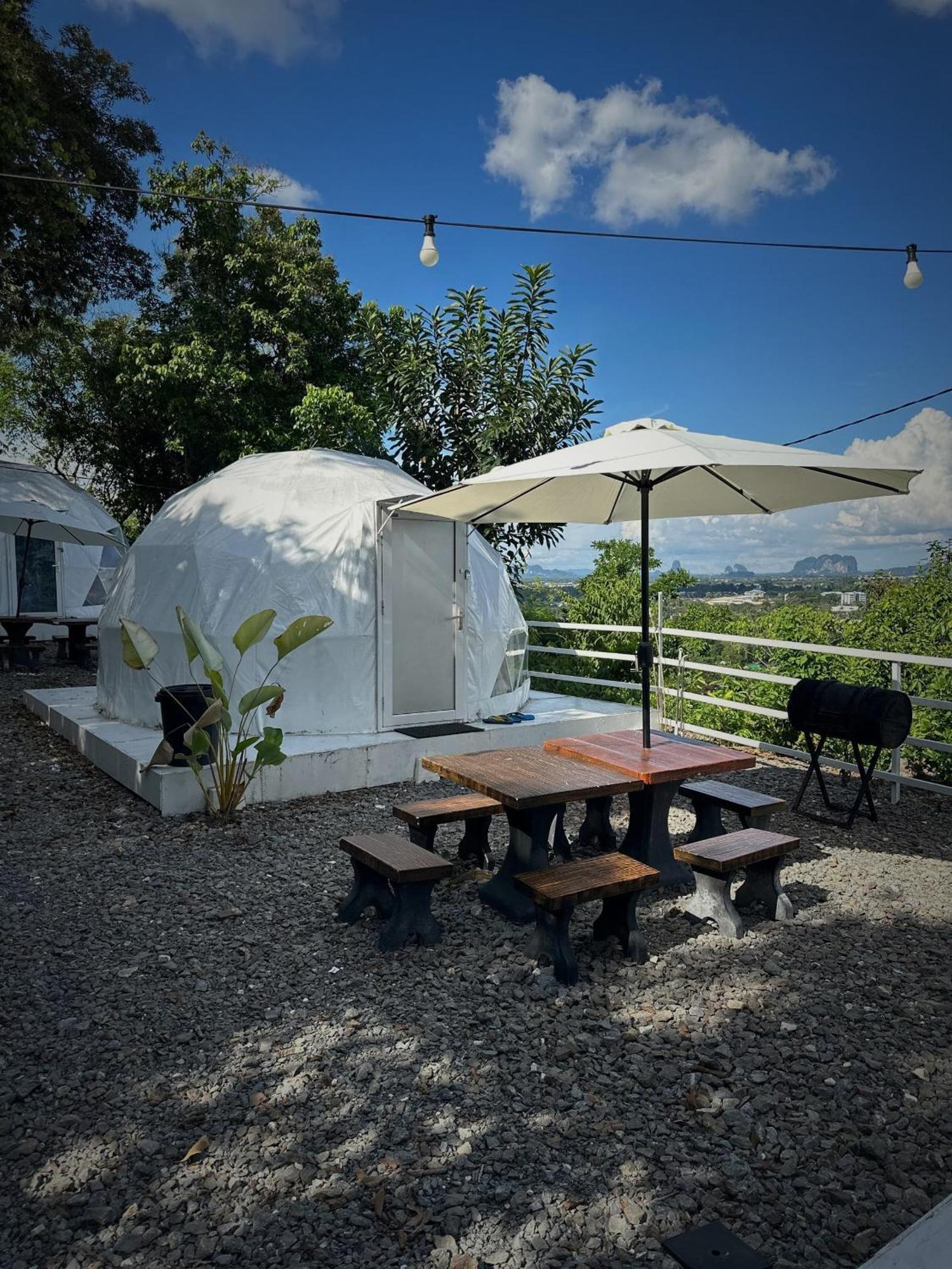 Gunung Medan Glamping & Cafe Hotel Kangar Exterior foto